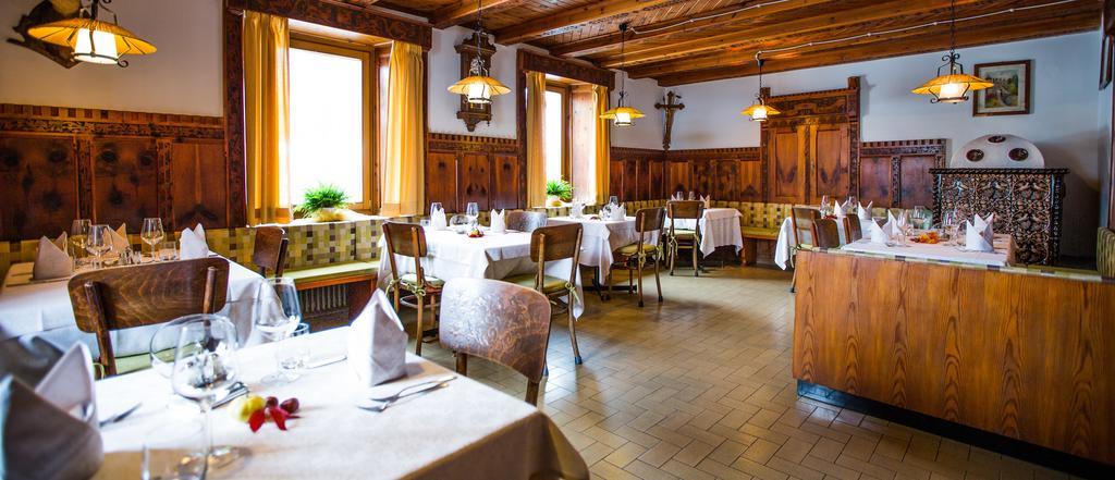 Hotel Restaurant Schaurhof Vipiteno Bagian luar foto